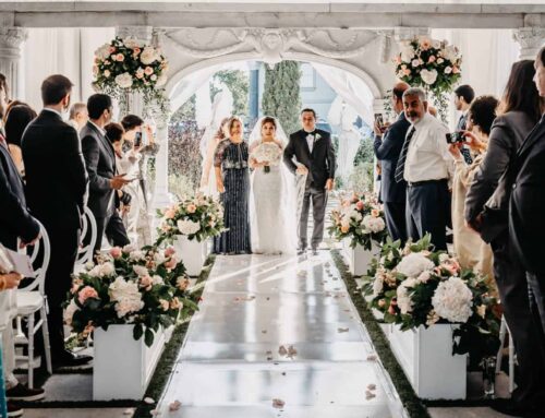 How to Choose the Right Wedding Photographer